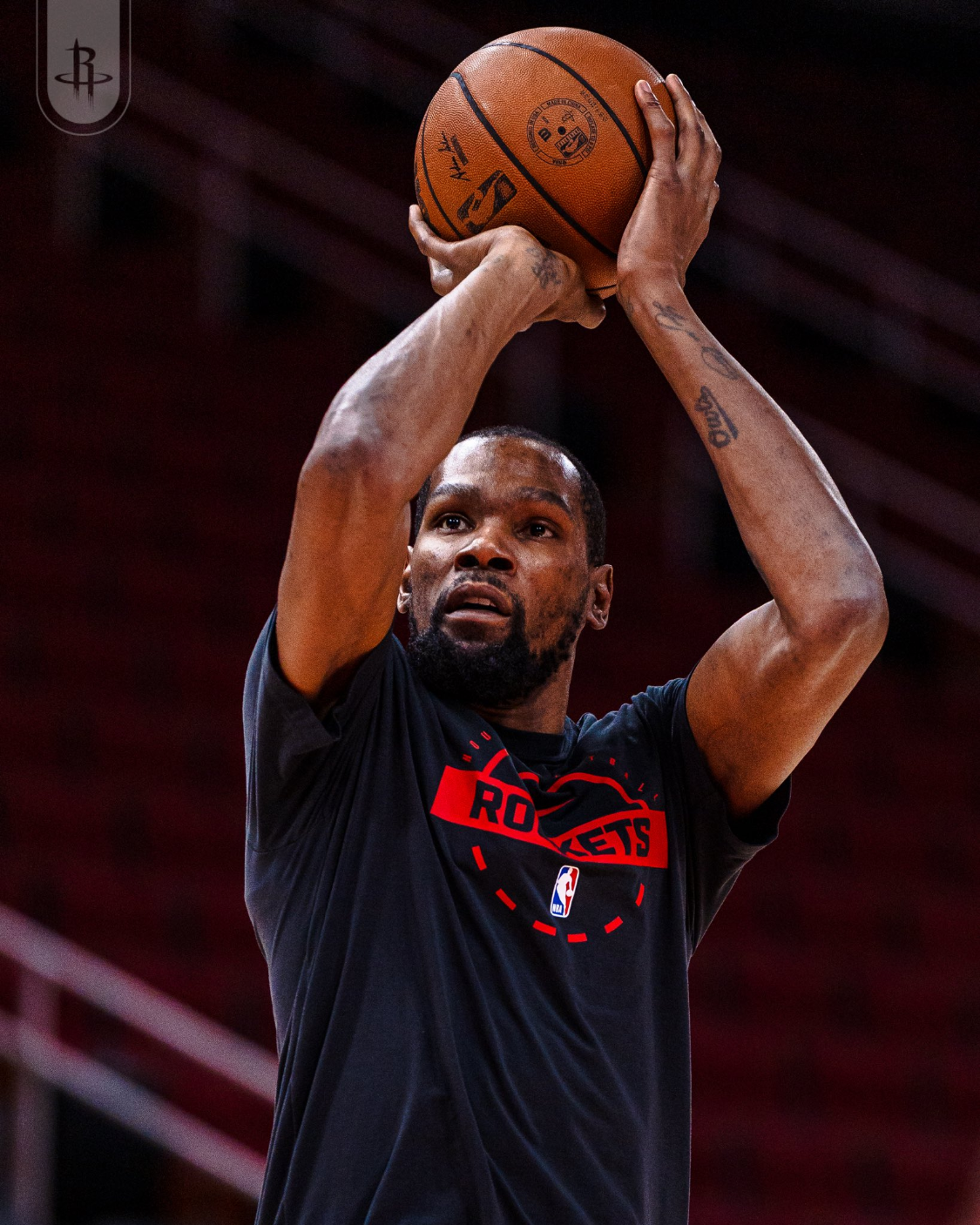 开云在线开户-杜兰特23分6板火箭OT不敌勇士，波杰26分9篮板谢泼德30分