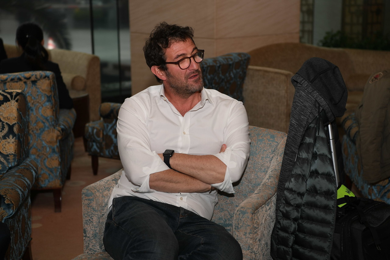 开云体育app-费拉拉：弗拉泰西倒地没吹点球真的很怪，这赛季吹了很多这种点球